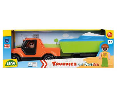 Truckies s prívesom a loďkou