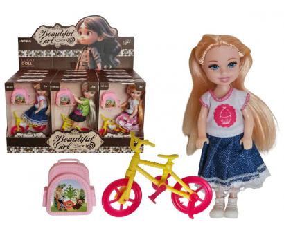Bábika s bicyklom a ruksakom